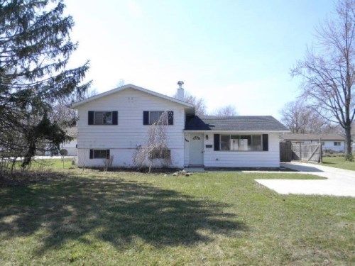 5882 Paula Blvd, North Ridgeville, OH 44039