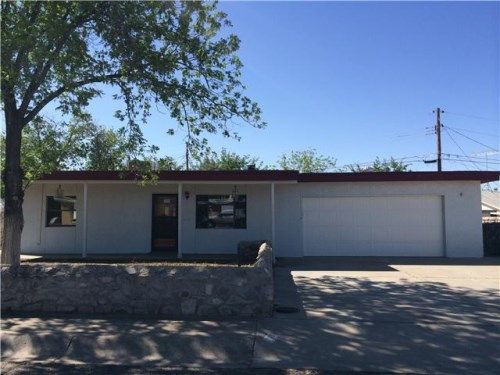 1704 Princess Jeanne Dr, Las Cruces, NM 88001