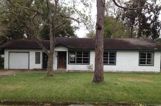 1004 Alice Street, Sweeny, TX 77480