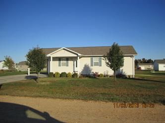 101     Mccroy, Dexter, MO 63841