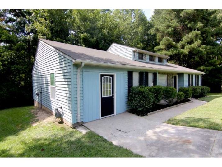 240 Winkfield Point, Atlanta, GA 30349