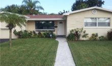 910 E HAWTHORNE CR Hollywood, FL 33021