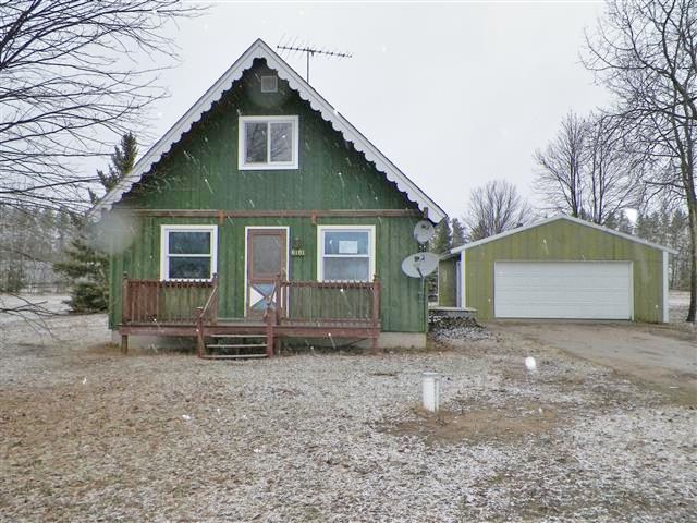 6161 Pells St, Pellston, MI 49769