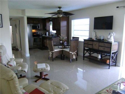 3050 SUNRISE LAKES DR # 324, Fort Lauderdale, FL 33322