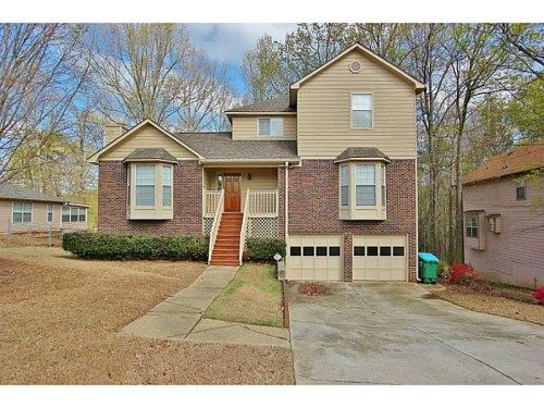 2860 Trotters Pointe Drive, Snellville, GA 30039