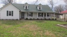 805 S Swan Lake Dr Hayti, MO 63851