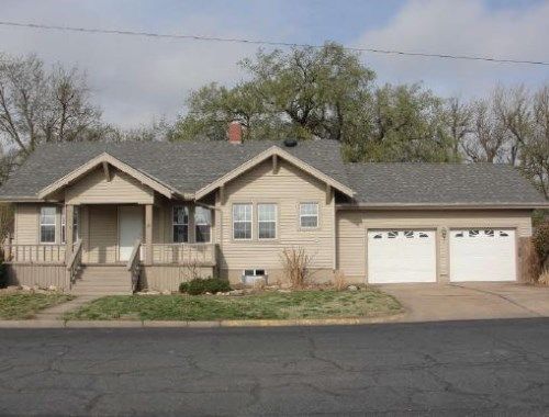 747 E Kansas Ave, Mcpherson, KS 67460