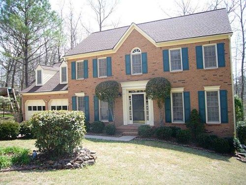 5013 Willow Creek Drive, Woodstock, GA 30188