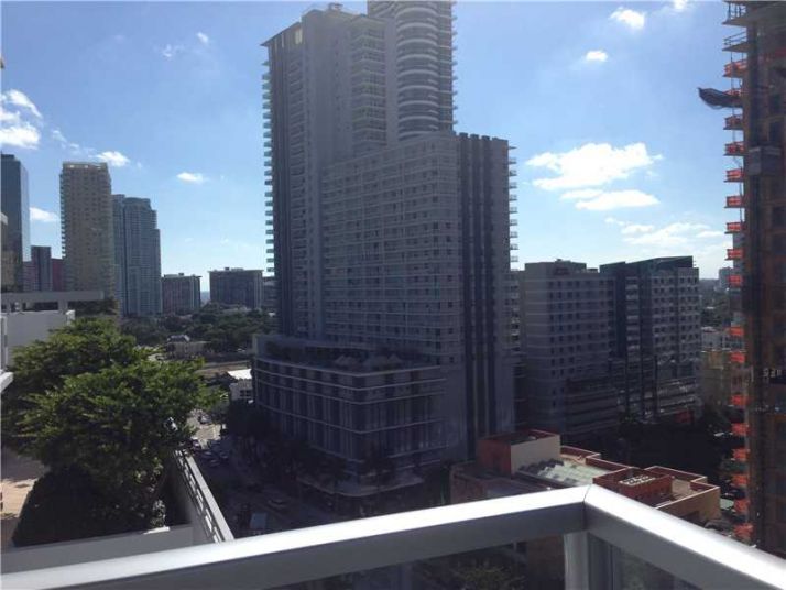 1050 BRICKELL # 1416, Miami, FL 33131