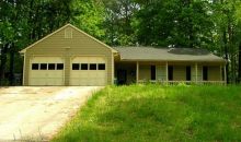 1495 Chaseway Circle Powder Springs, GA 30127