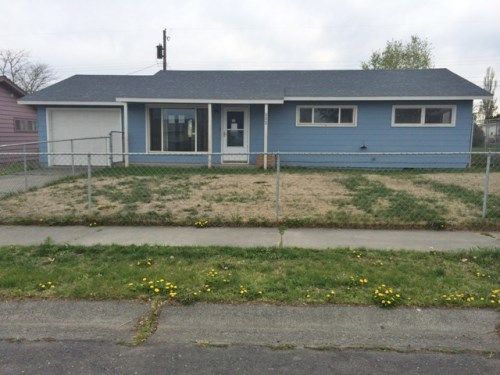 804 S Catalpa Street, Moses Lake, WA 98837