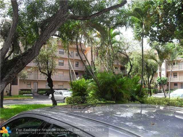 10120 Sunrise Lakes Blvd # 304, Fort Lauderdale, FL 33322