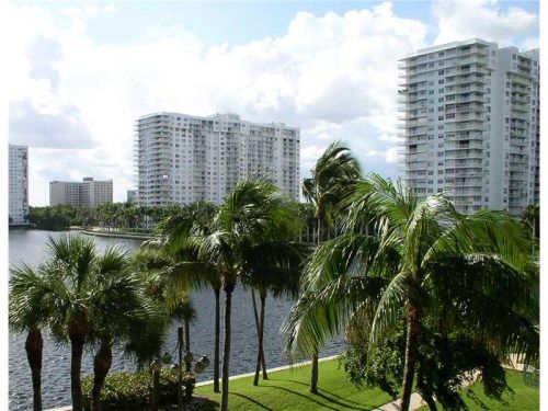 18151 NE 31 CT # 414, North Miami Beach, FL 33160