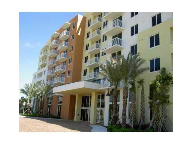 2775 NE 187 # 316, Miami, FL 33180