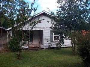 1211 Stephen St, Dequincy, LA 70633