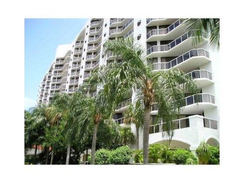 3610 YACHT CLUB DR # 816, Miami, FL 33180