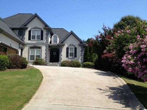 585 Wexford Hollow Run Nw, Roswell, GA 30075