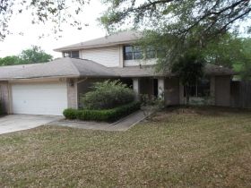 6219 Meadow Haven, San Antonio, TX 78239