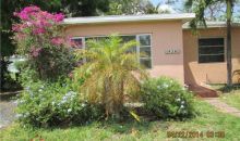 628 SW 6 ST Hallandale, FL 33009