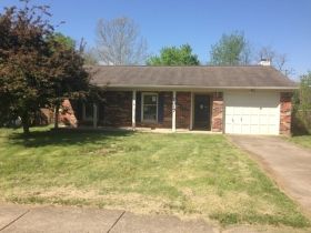 1317 Fenwick Rd, Lexington, KY 40515