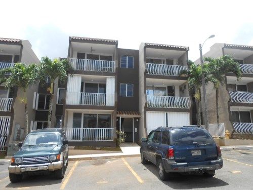 Apt. D-139 Parque Arcoiris, Trujillo Alto, PR 00976