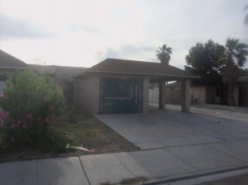 89 Lupin Ct, Las Vegas, NV 89110