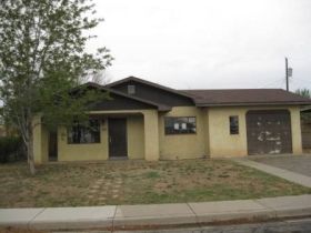 2324 E 15th St, Farmington, NM 87401