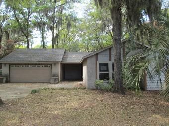 4 Prince William Dr, Port Royal, SC 29935