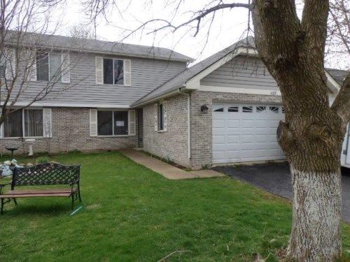 1127 Brockton Ct, Aurora, IL 60504