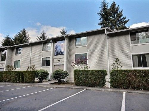 4737 W Lake Sammamish Parkway SE A208, Issaquah, WA 98027