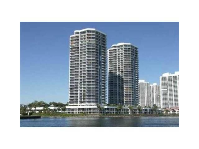 3802 NE 207 ST # 401, Miami, FL 33180