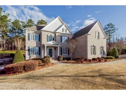 1300 River Hollow Court, Suwanee, GA 30024