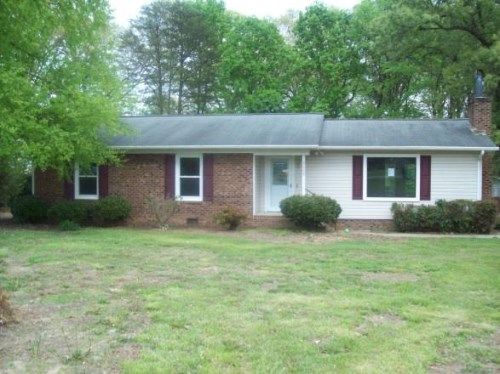 3608 Edgefield Rd, Greensboro, NC 27409