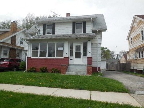 1048 Alcott St, Toledo, OH 43612