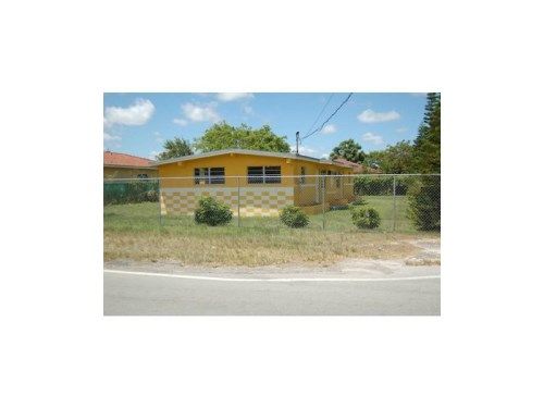 21560 SW 122 AV, Miami, FL 33177