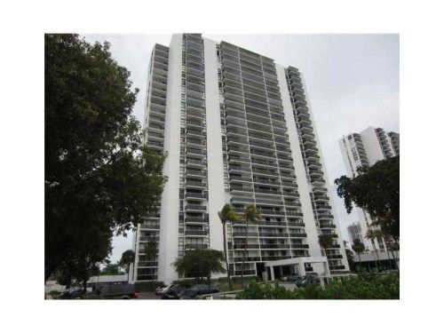 3675 N COUNTRY CLUB DR # 1610, Miami, FL 33180