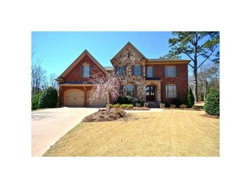 3025 Southmoor Trace, Roswell, GA 30075