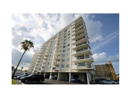 401 GOLDEN ISLES DR # 609, Hallandale, FL 33009