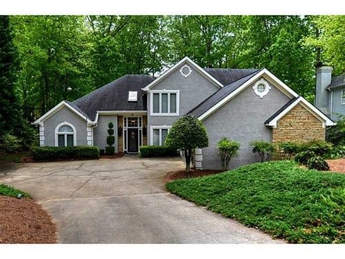 800 Indian Stream Trail, Roswell, GA 30075