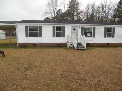 79 Abby Rd, Lumberton, NC 28358