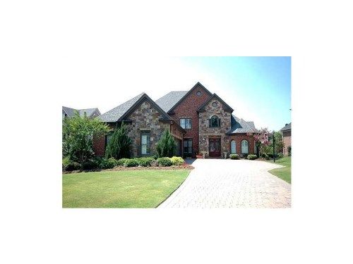 8265 Royal Melbourne Way, Duluth, GA 30097