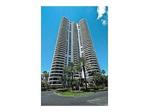 3500 MYSTIC POINTE DR # 1003, Miami, FL 33180