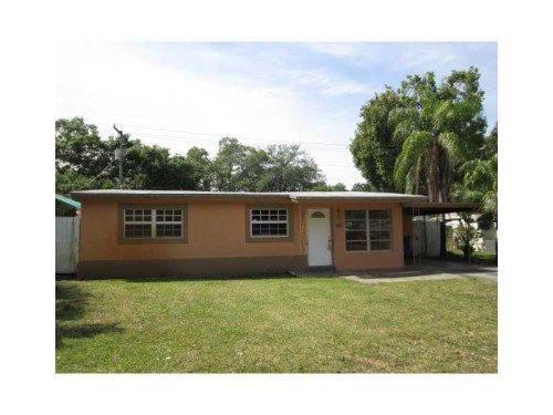 5720 DOUGLAS ST, Hollywood, FL 33021