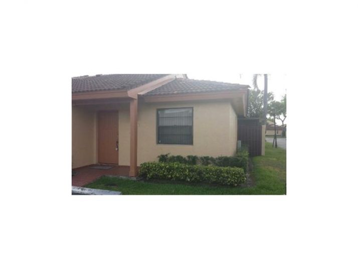 6262 170 TERRACE # 6262, Hialeah, FL 33015