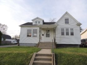 1834 Sinclair St, Fort Wayne, IN 46808