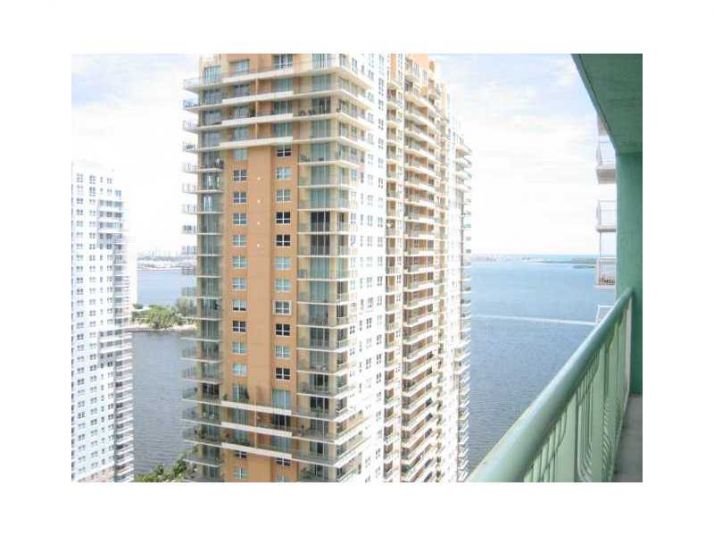 1200 BRICKELL BAY DR # 2808, Miami, FL 33131