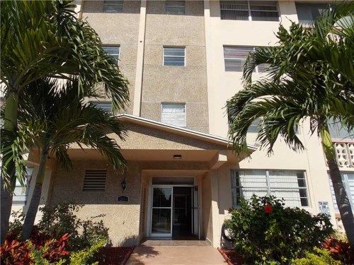 211 NE 8 AV # 408, Hallandale, FL 33009