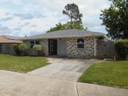 2121 Colonial Blvd, Violet, LA 70092