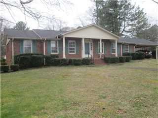 2142 Berry Ave, Florence, AL 35630