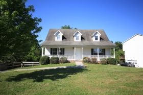 6912 Harvest Run Dr, Harrison, TN 37341